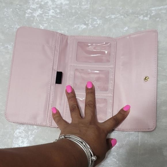 NWOT Time And Tru Pink Vegan Leather Wallet Wristlet - Picture 4 of 8